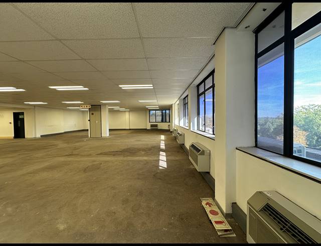 815M² OFFICE TO LET IN SANDTON CENTRAL